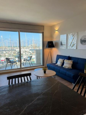 One bedroom all renovated in the Marina